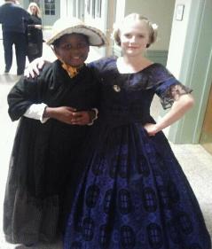 Dasia & Jenna, grand performance in play